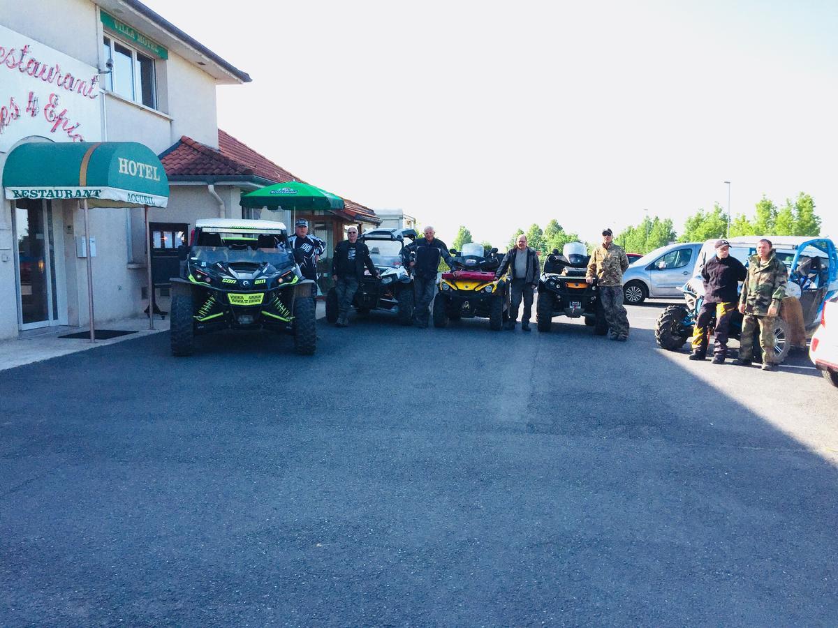 Villa Motel Stenay Luaran gambar